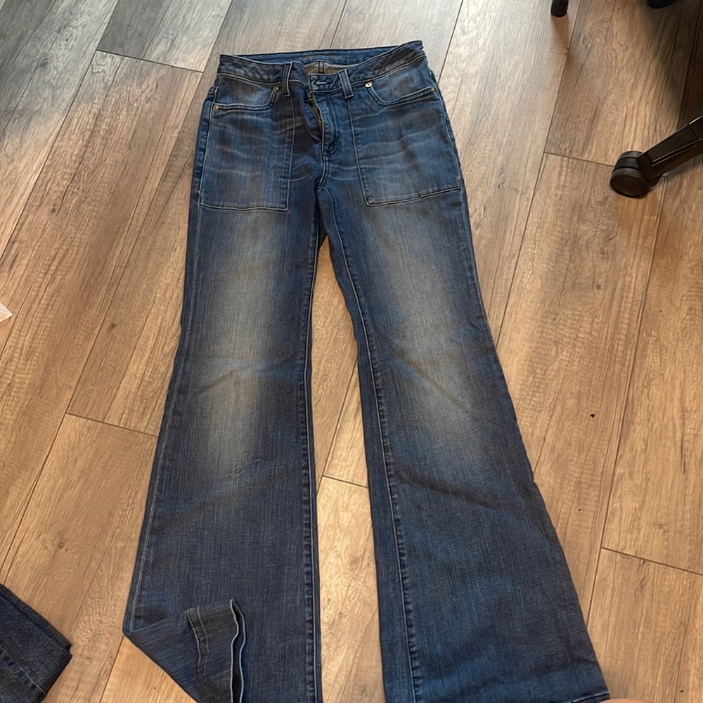 •MICHAEL KORS JEANS•